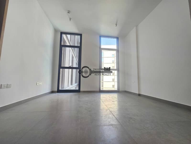 11 1000493598. jpg