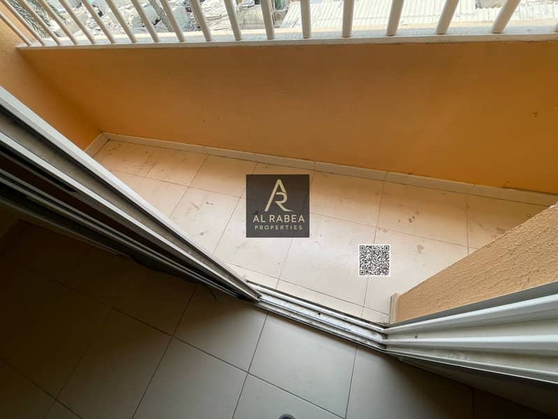 7 afd30e3c-a7e4-4dcb-b8c9-e9ffe69a314c. jpg