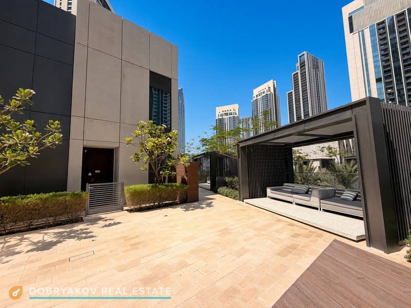 23 13_courtyard. jpg