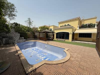 Villa de 4 chambres à à louer à Jumeirah Park, Dubai - 2 (5)