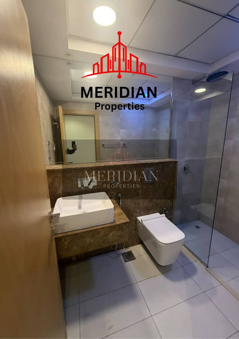 9 MERIDIAN (49). png