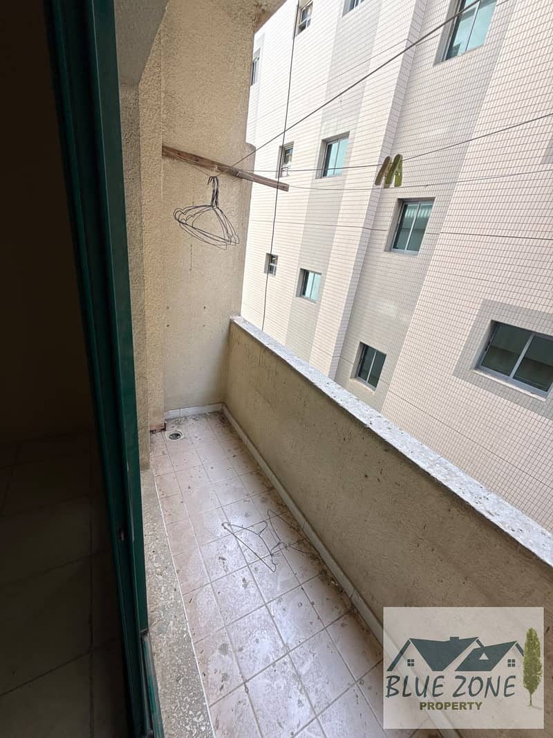 9 152845. jpg