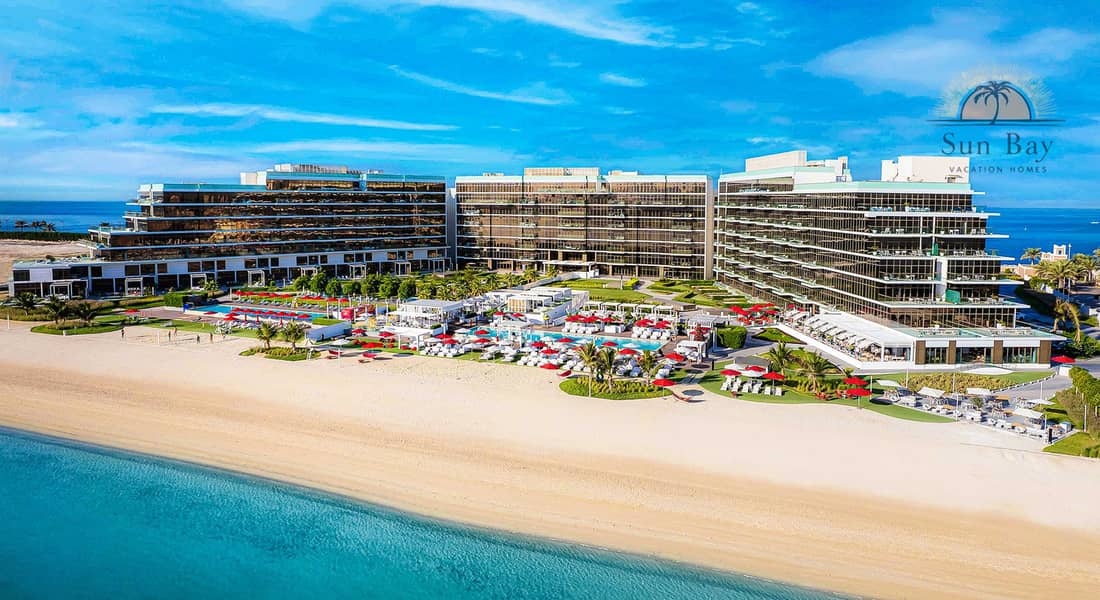 16 Exterior - Th8 Palm Dubai Beach Resort. jpg