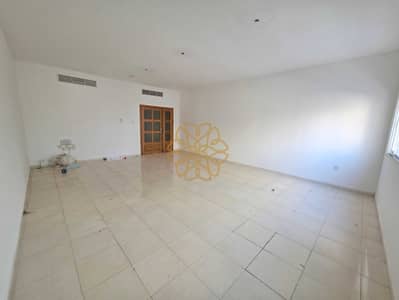 Appartement de 3 chambres à à louer à Al Khan, Sharjah - 20260917_165404. jpg