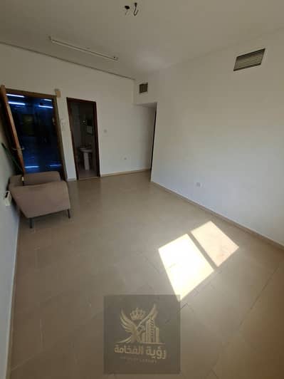 Appartement de 2 chambres à à louer à Bu Tina, Sharjah - WhatsApp Image 2026-09-20 at 12.15. 53 PM (1). jpeg Appartement de 2 chambres à à louer à Bu Tina, Sharjah - WhatsApp Image 2026-09-20 at 12.15. 53 PM (1). jpeg