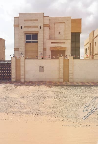 فيلا للبيع بسعر مغري وجيد تشطيب جيد فيلا للبيع بسعر مغري وجيد تشطيب جيد