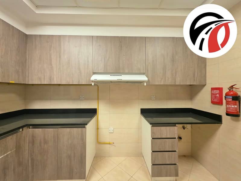8 1000267280. jpg