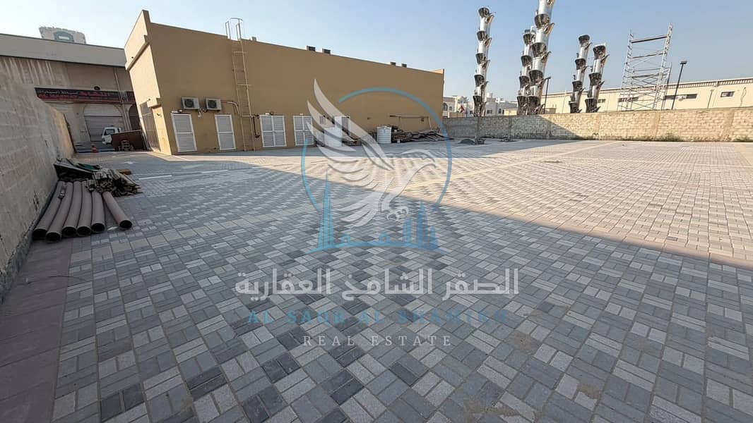 10 showroom-yard-for-rent-sajaa-property-15. jpg