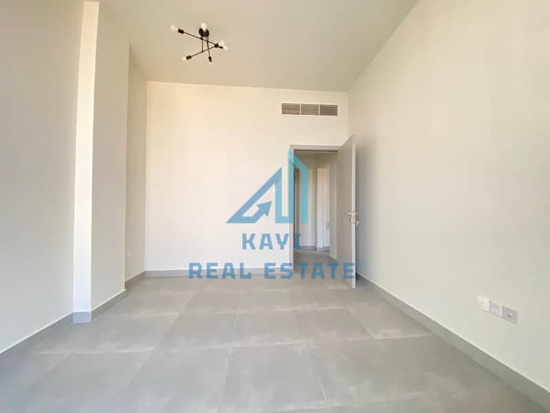 2 202973. jpg