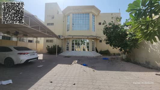 4 Bedroom Villa for Rent in Halwan Suburb, Sharjah - IMG-20250522-WA0072. jpg 4 Bedroom Villa for Rent in Halwan Suburb, Sharjah - IMG-20250522-WA0072. jpg