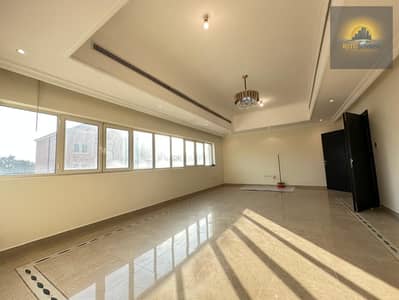 4 Slaapkamers Appartement te Huur in Hadbat Al Zaafran, Abu Dhabi - 13f15aef-4573-408c-9930-5778183645de. jpg 4 Slaapkamers Appartement te Huur in Hadbat Al Zaafran, Abu Dhabi - 13f15aef-4573-408c-9930-5778183645de. jpg