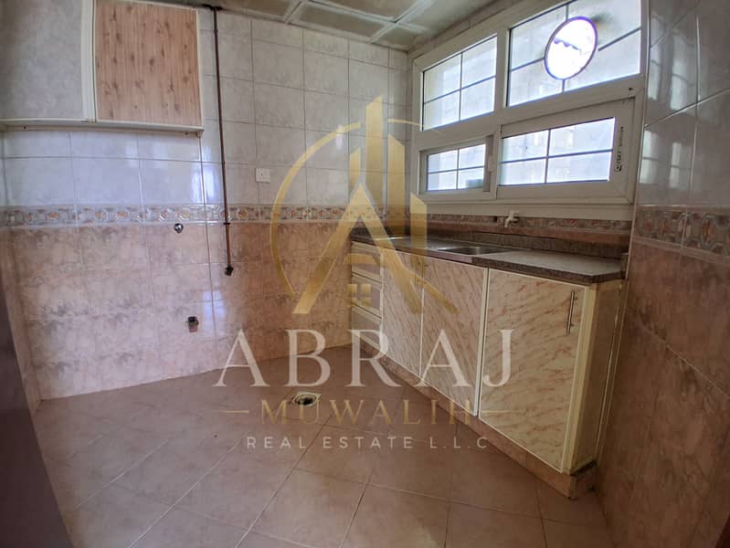 7 14325. jpg