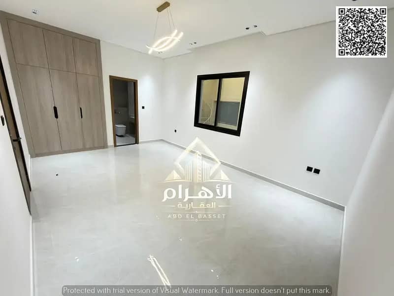 9 864805446-1066x800. webp