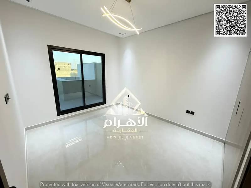11 864805448-1066x800. webp