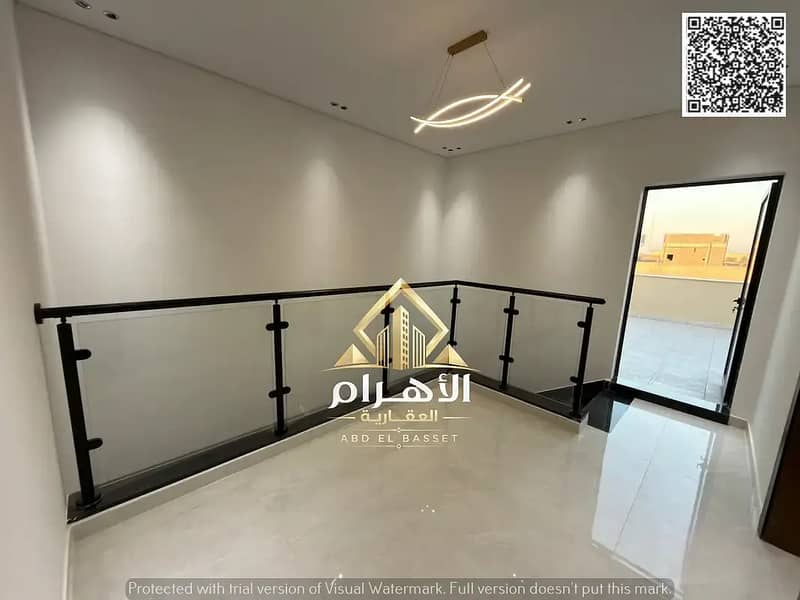 23 864805460-1066x800. webp