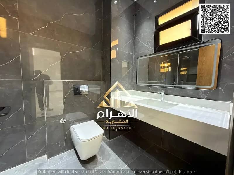 25 864805462-1066x800. webp