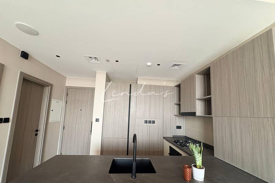 5 images image img
