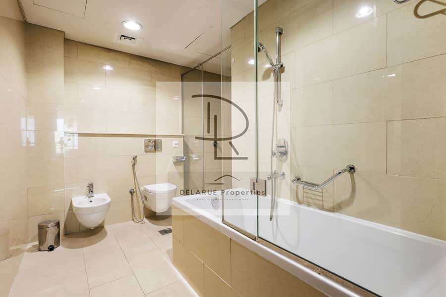 13 UNIT 3915 LAGUNA TOWER-13. jpg