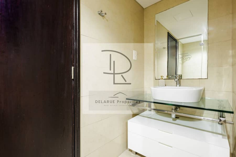14 UNIT 3915 LAGUNA TOWER-15. jpg