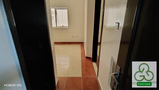 Appartement de 1 chambre à à louer à Al Qulayaah, Sharjah - WhatsApp Image 2026-09-20 at 7.25. 20 PM. jpeg Appartement de 1 chambre à à louer à Al Qulayaah, Sharjah - WhatsApp Image 2026-09-20 at 7.25. 20 PM. jpeg