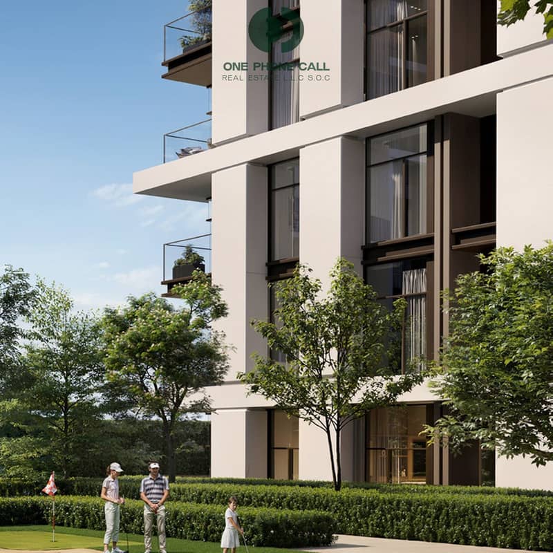 5 05_building_exterior_lawn. jpg