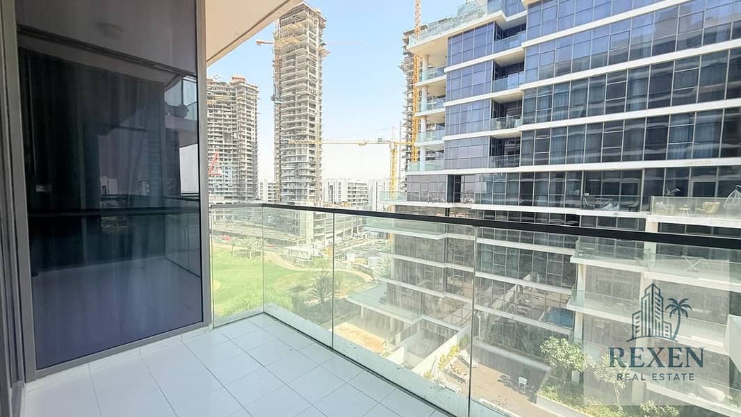 9 BALCONY 2. jpeg