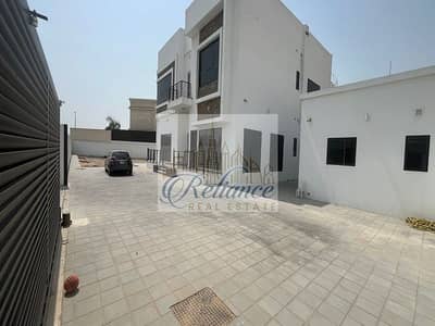 Villa de 5 chambres à à louer à Al Barsha, Dubai - b71a4399-7607-4fce-8540-3ff2b19c9207. jpeg