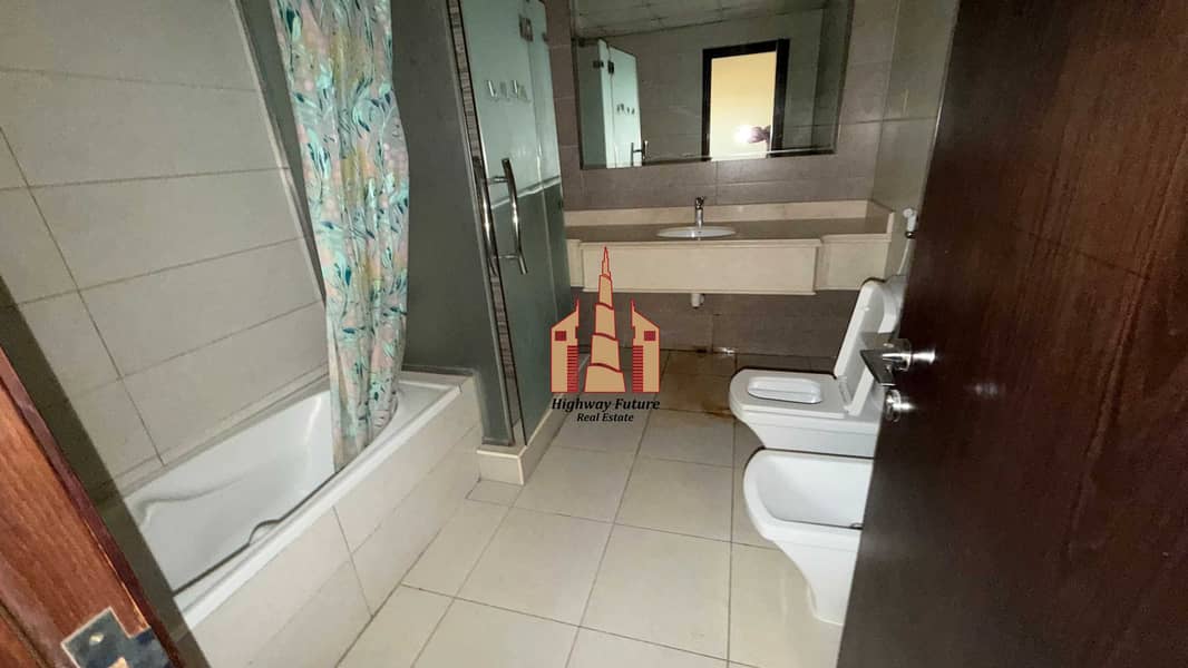18 IMG_9921. jpeg