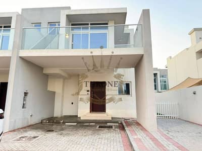 3 habitaciones Townhouse para en Venta en DAMAC Hills 2 (Akoya by DAMAC), Dubai - Casa adosada en DAMAC Hills 2 (Akoya by DAMAC),Albizia, 3 dormitorios, 1350000 AED - 16582883 3 habitaciones Townhouse para en Venta en DAMAC Hills 2 (Akoya by DAMAC), Dubai - Casa adosada en DAMAC Hills 2 (Akoya by DAMAC),Albizia, 3 dormitorios, 1350000 AED - 16582883