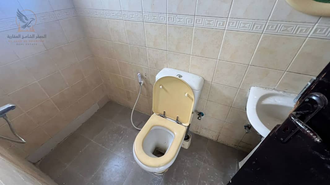 11 apartment-for-rent-2-bedroom-alnaymya-ajman-property-02. jpg