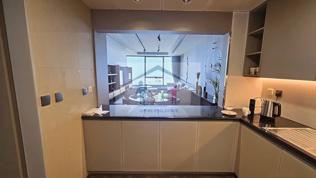 18 sun-17-kitchen-pass-through. jpg