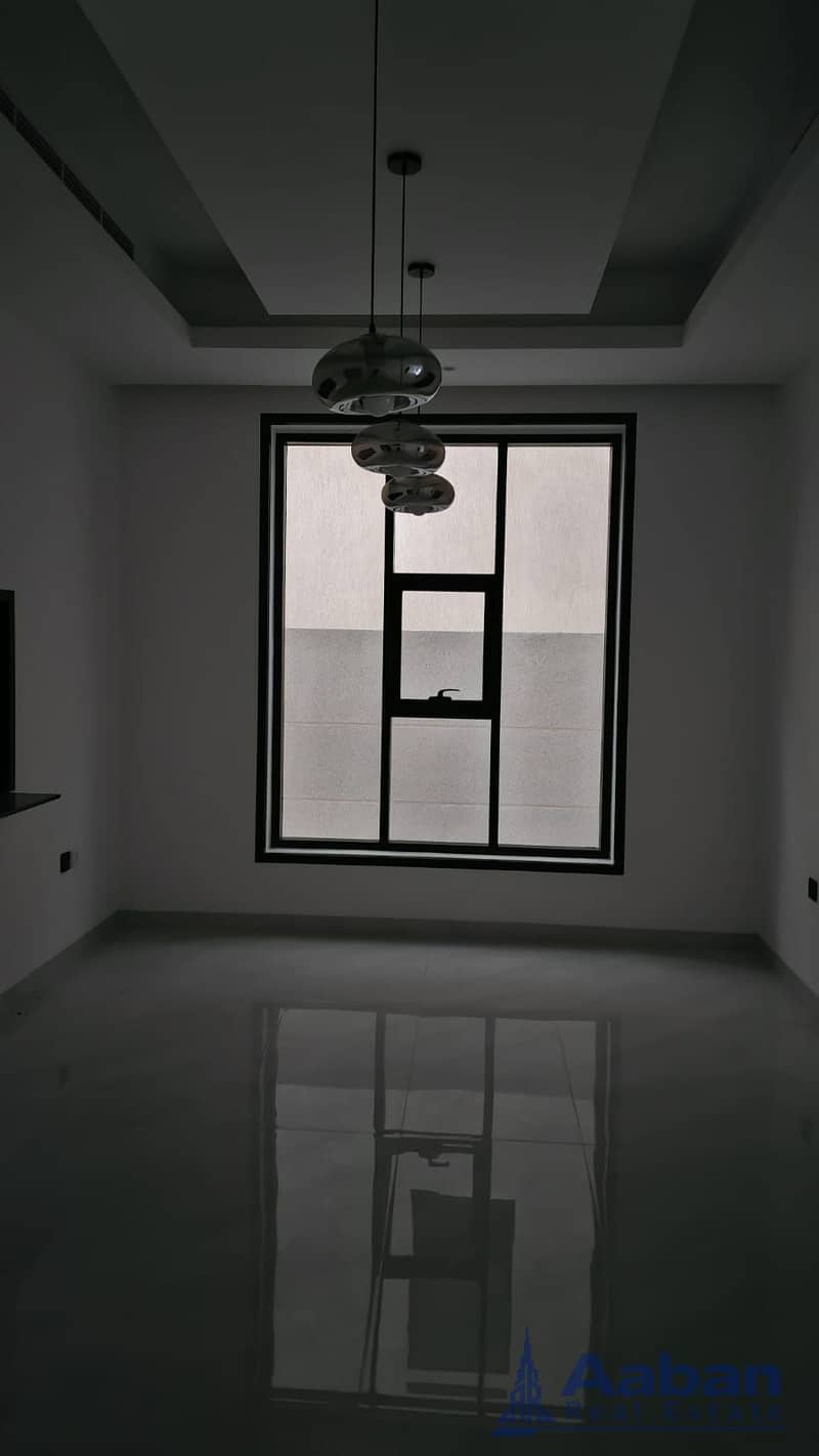 4 WhatsApp Image 2026-09-21 at 10.25. 12 (1). jpeg