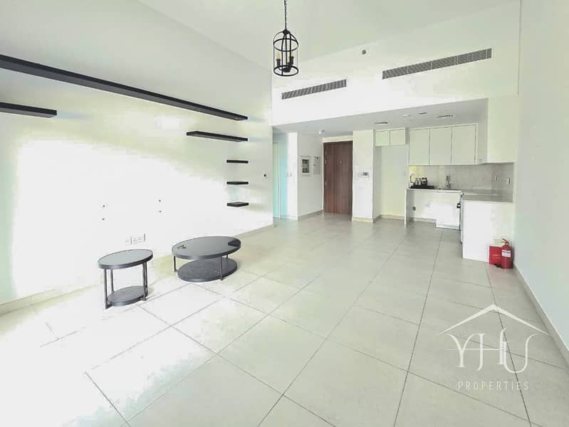 Unique Home | Available in Nov | Large Terrace Unique Home | Available in Nov | Large Terrace
