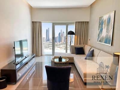1 Schlafzimmer Wohnung zum Miete in Business Bay, Dubai - LIVING ROOM. jpeg