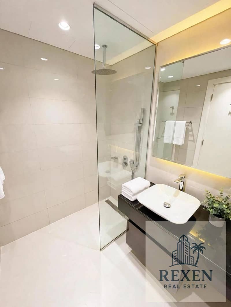 4 BATHROOM. jpeg