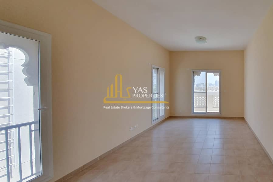 10 3 BR TRAD TH MID-28. jpg