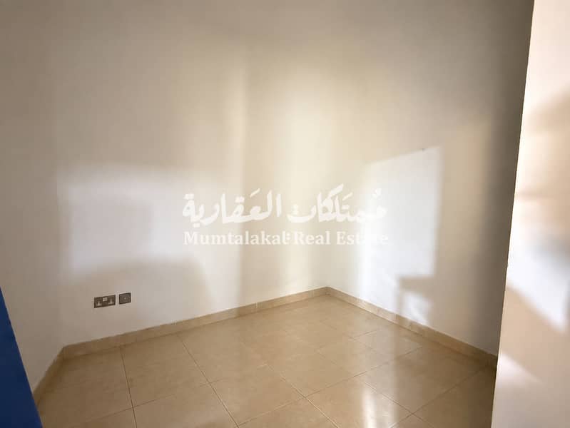 11 NAHTOWJPG013fawaz. jpg