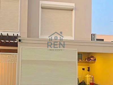 4 Bedroom Villa for Sale in Al Raha Gardens, Abu Dhabi - FULL RENOVATED | EXTRA MAID ROOM| EXTRA PARKING 4 Bedroom Villa for Sale in Al Raha Gardens, Abu Dhabi - FULL RENOVATED | EXTRA MAID ROOM| EXTRA PARKING