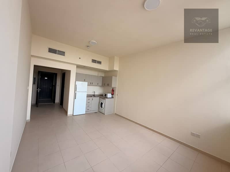 Wohnung in Dubai Silicon Oasis (DSO),Silicon Gates,Silicon Gates 4, 41000 AED - 16585488 Wohnung in Dubai Silicon Oasis (DSO),Silicon Gates,Silicon Gates 4, 41000 AED - 16585488