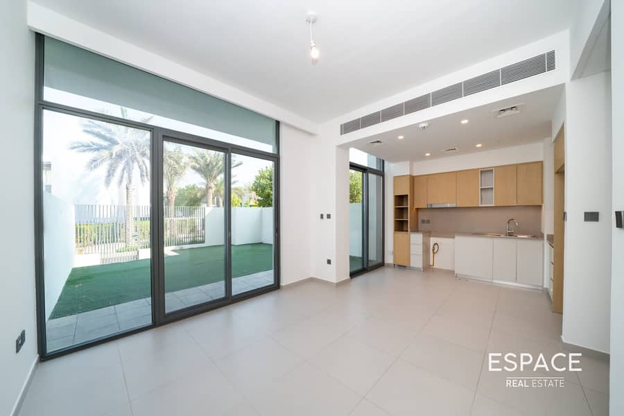 Park Backing | 3 Beds plus Maids | Joy Community Park Backing | 3 Beds plus Maids | Joy Community