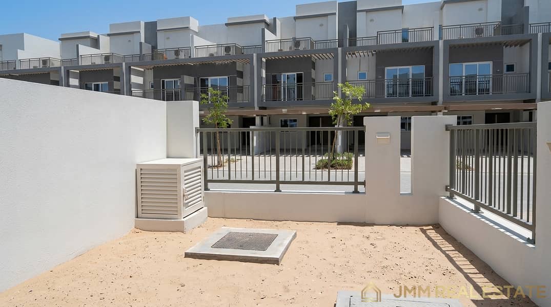 Villa en DAMAC Hills 2 (Akoya by DAMAC),Verona, 4 dormitorios, 2400000 AED - 16585737 Villa en DAMAC Hills 2 (Akoya by DAMAC),Verona, 4 dormitorios, 2400000 AED - 16585737