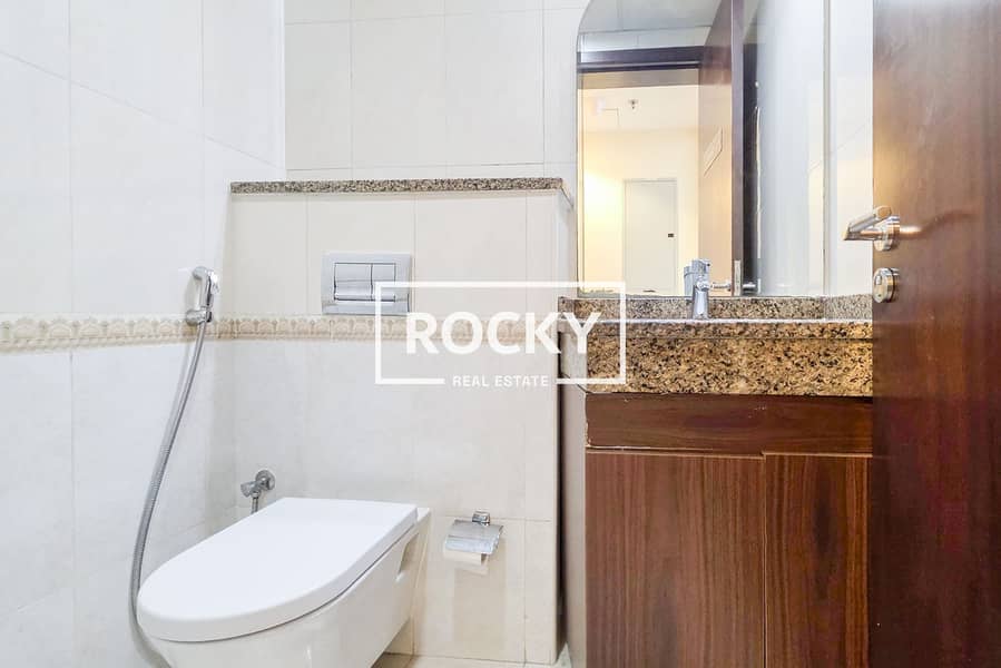 18 Roxana Residence-15. jpg