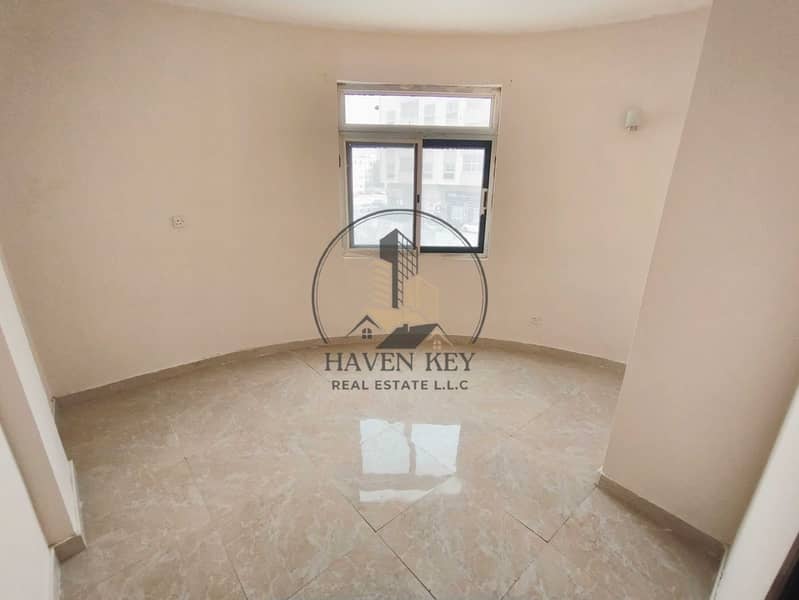 9 1000830880. jpg