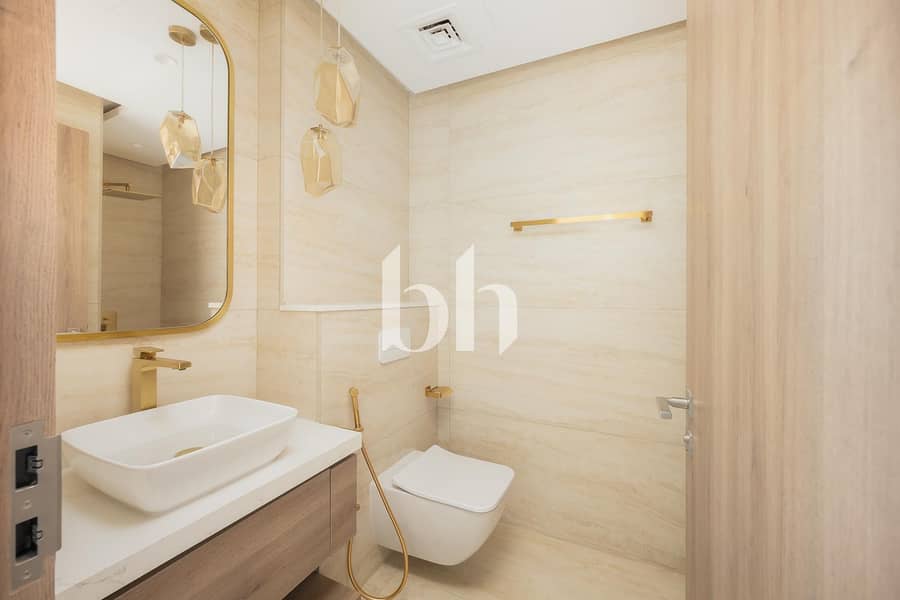 8 images image img
