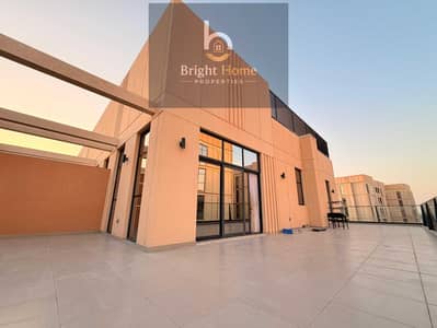Penthouse de 2 chambres à à louer à Muwaileh Commercial, Sharjah - 108500. jpg