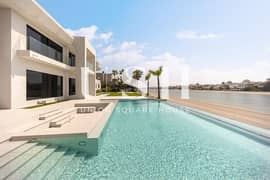 Prestigious Frond P | Private Beach | Large Plot