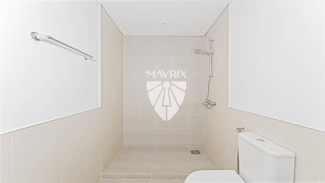 12 Image 12