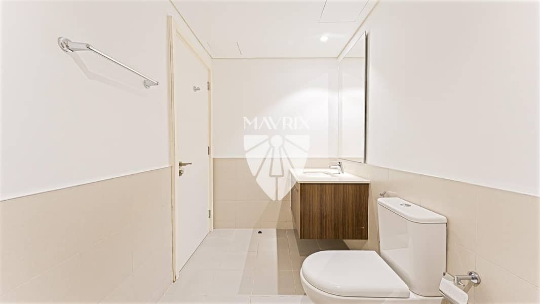 12 Image 12
