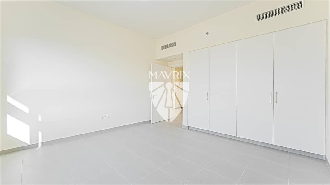 9 Image 9