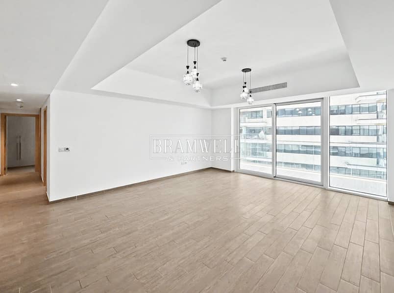Premium Finishes | Vacant | Stunning View Premium Finishes | Vacant | Stunning View